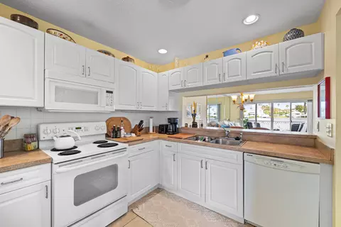 809 Ocean Dunes Cir, Jupiter, FL 33477 photo 4