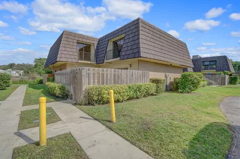 4593 Cherry Rd #20, West Palm Beach, FL 33417