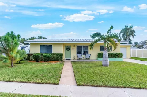 1511 Shirley Ct, Lake Worth, FL 33461