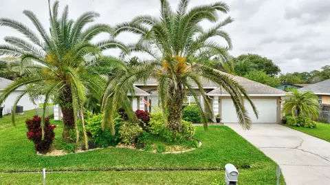 714 SW Aster Rd, Port Saint Lucie, FL 34953