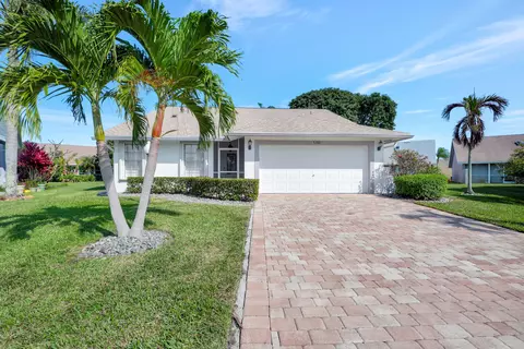 5303 Tiffany Anne Cir, West Palm Beach, FL 33417