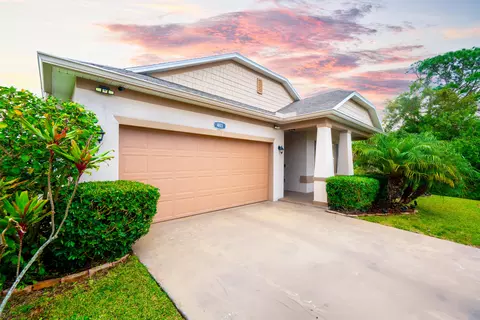 483 SW Tarra Ave, Port Saint Lucie, FL 34953
