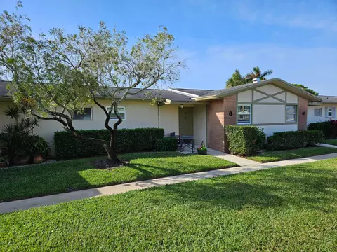 2600 Barkley Dr E #G, West Palm Beach, FL 33415