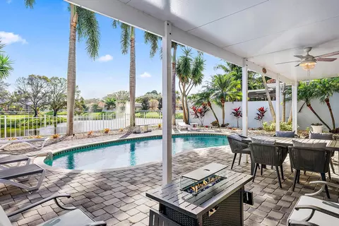 207 S Hampton Dr, Jupiter, FL 33458 photo 2