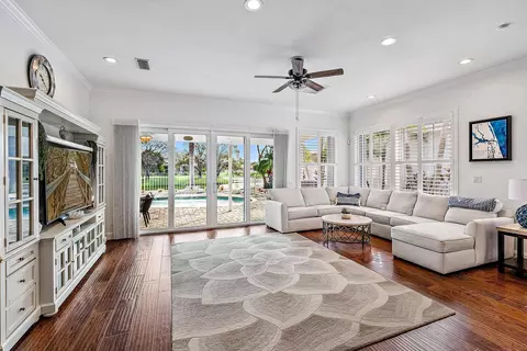 207 S Hampton Dr, Jupiter, FL 33458 photo 5