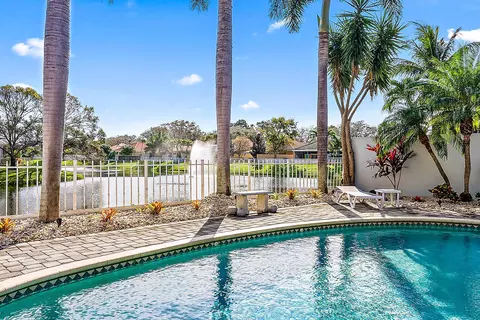 207 S Hampton Dr, Jupiter, FL 33458 photo 3