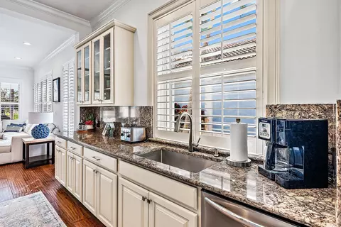 207 S Hampton Dr, Jupiter, FL 33458 photo 9