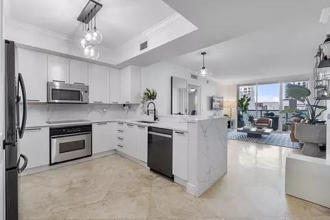 350 SE 2nd St #760, Fort Lauderdale, FL 33301