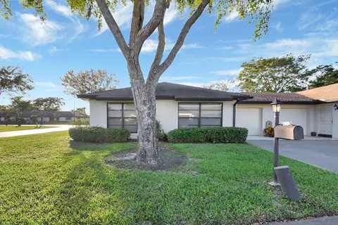 4675 Greentree Pl #A, Boynton Beach, FL 33436