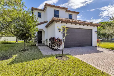 9342 SW 38th Mnr, Miramar, FL 33025