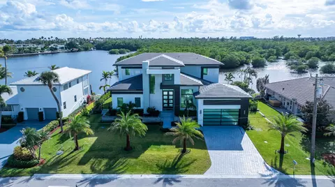 3 Inlet Cay Dr, Ocean Ridge, FL 33435