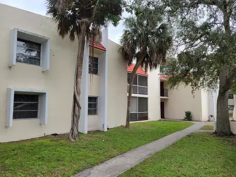 606 NW 13th St #26, Boca Raton, FL 33486