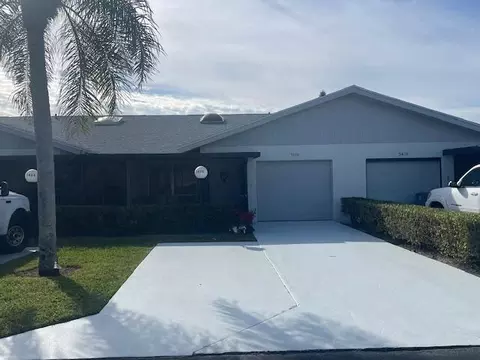 5470 Glenda St, West Palm Beach, FL 33417
