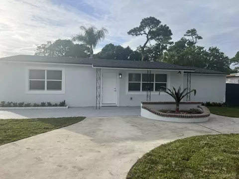 405 Swain Blvd, Greenacres, FL 33463
