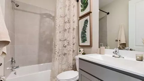5863 Shining Sea Ct, Delray Beach, FL 33484