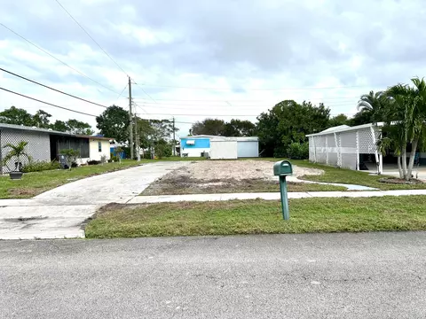 4014 Cardinal Rd, Boynton Beach, FL 33436