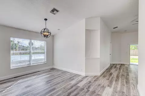 6816 3rd St, Jupiter, FL 33458 photo 8