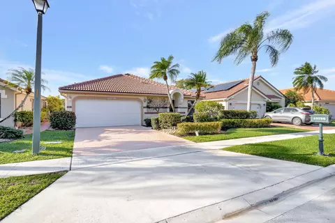 10796 White Aspen Ln, Boca Raton, FL 33428
