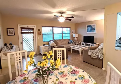 4008 N Swansea A Cir N #4008, Deerfield Beach, FL 33442