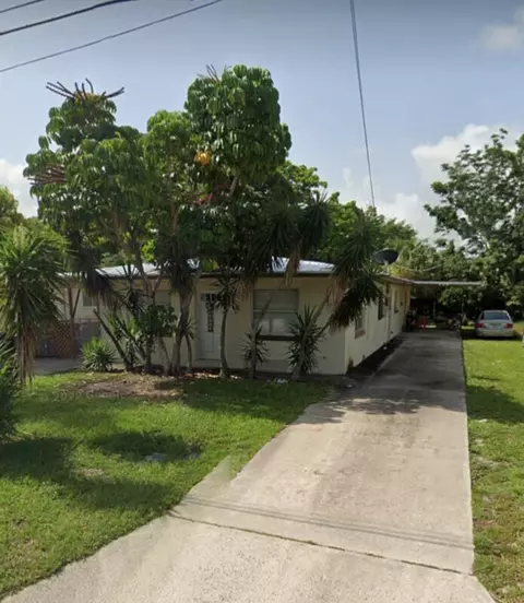 517 Palm Ave, Fort Pierce, FL 34982