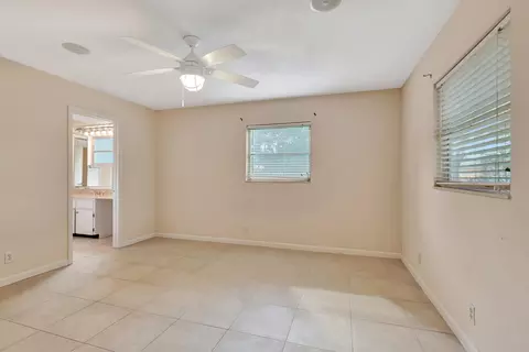 21 W Riverside Dr, Jupiter, FL 33469 photo 22