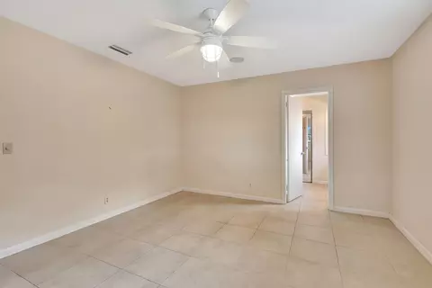 21 W Riverside Dr, Jupiter, FL 33469 photo 23