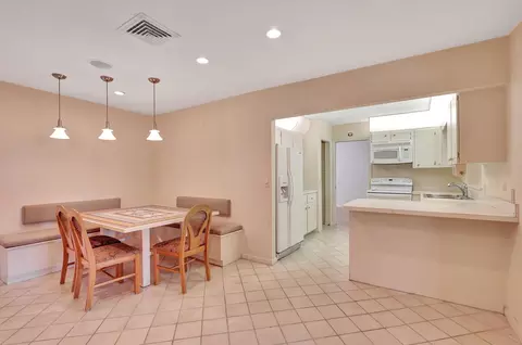 21 W Riverside Dr, Jupiter, FL 33469 photo 10