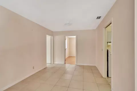 21 W Riverside Dr, Jupiter, FL 33469 photo 17