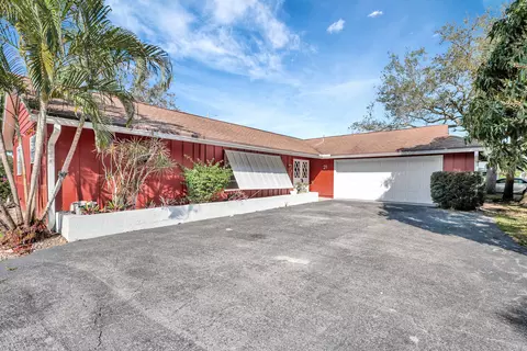 21 W Riverside Dr, Jupiter, FL 33469 photo 3