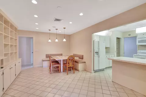 21 W Riverside Dr, Jupiter, FL 33469 photo 9