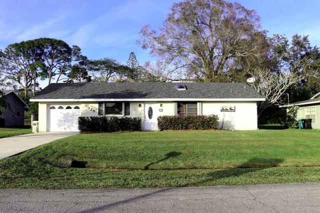 325 NW Tyler Ave, Port Saint Lucie, FL 34983
