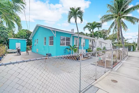 712 Nottingham Blvd, West Palm Beach, FL 33405