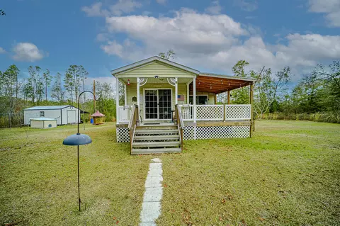 1762 Co Rd 255, FL 32340
