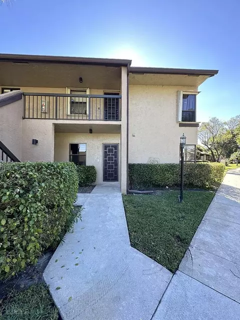 8419 Boca Glades Blvd E, Boca Raton, FL 33434