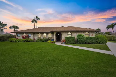 799 Whippoorwhill Row, West Palm Beach, FL 33411