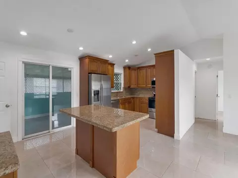 3657 SW Masilunas St, Port Saint Lucie, FL 34953