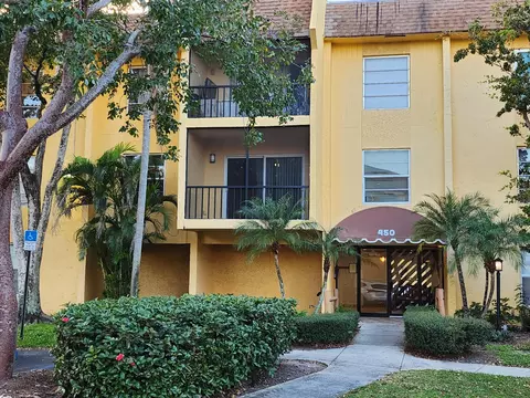 450 NW 20th St #3040, Boca Raton, FL 33431