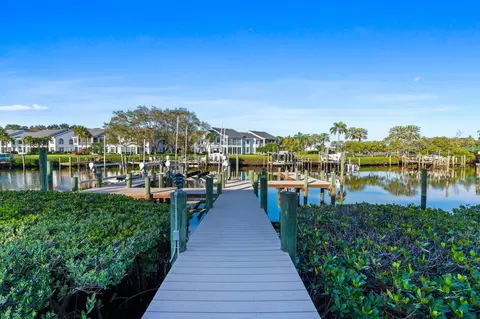 1804 Captains Way, Jupiter, FL 33477 photo 16