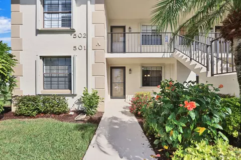 501 Pinecrest Cir #A, Jupiter, FL 33458 photo 2