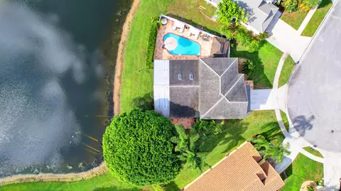 8601 Windfall Dr, Boynton Beach, FL 33472 photo 23