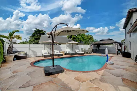 8601 Windfall Dr, Boynton Beach, FL 33472 photo 10