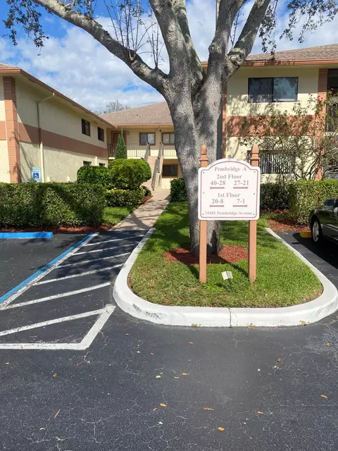 15401 Pembridge Ave #36, Delray Beach, FL 33484