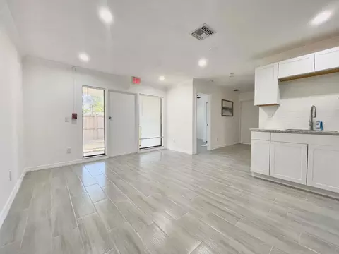 500 NW Stuart Ave, Stuart, FL 34994 photo 16