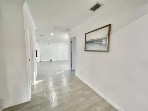 500 NW Stuart Ave, Stuart, FL 34994 photo 9
