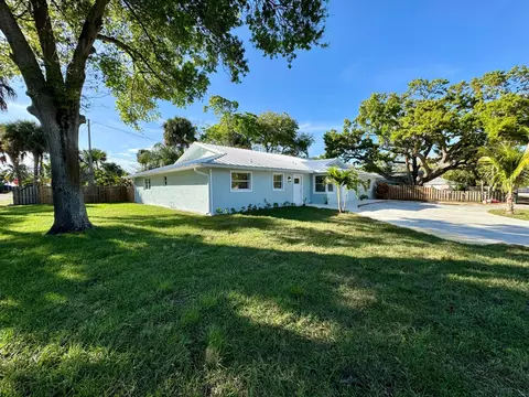 500 NW Stuart Ave, Stuart, FL 34994 photo 3