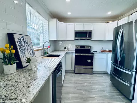 500 NW Stuart Ave, Stuart, FL 34994 photo 21