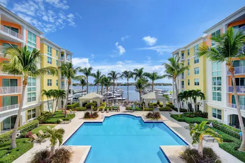 806 E Windward Way #319, Lantana, FL 33462