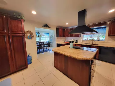 1402 SE 6th St, Okeechobee, FL 34974 photo 8