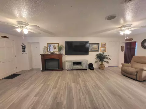 1402 SE 6th St, Okeechobee, FL 34974 photo 4