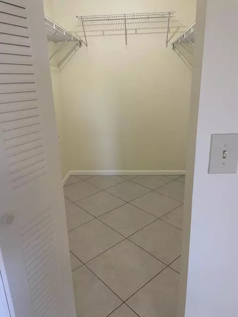112 Banyan Cir, Jupiter, FL 33458 photo 8